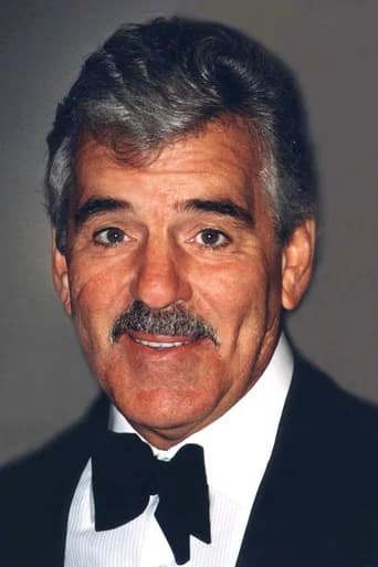 تصویر Dennis Farina