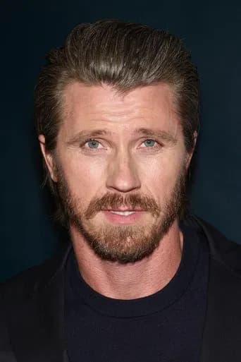 تصویر Garrett Hedlund