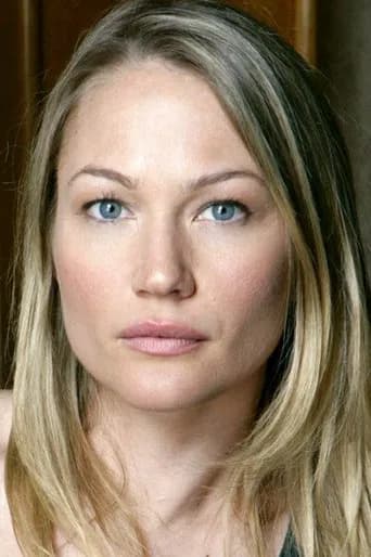 تصویر Sarah Wynter