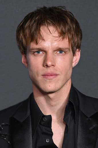 تصویر Finn Bennett