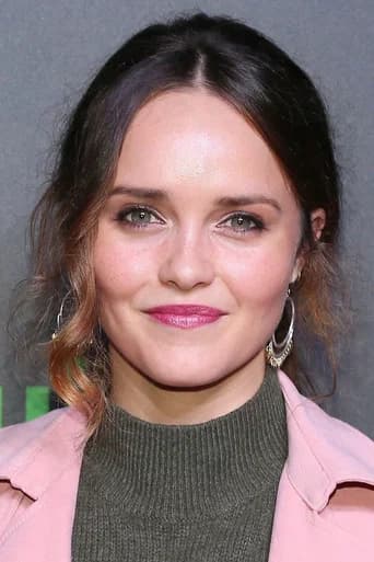 تصویر Rebecca Breeds