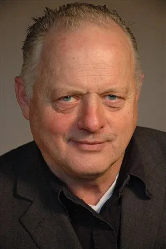 تصویر Robert Pugh